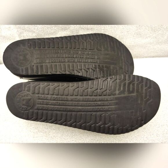 Mephisto Black Patent Strappy Wedge Heel Sandals Sz 9 Shoes - Picture 16 of 16